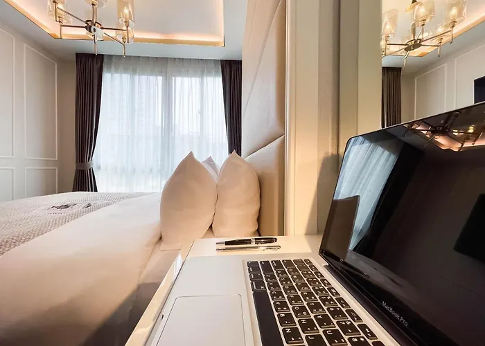 Comfortable 1br - Ultra Fast Wifi - Huai Khwang Apartamento