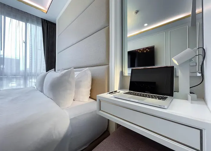 Apartment Comfortable 1br - Ultra Fast Wifi - Huai Khwang *